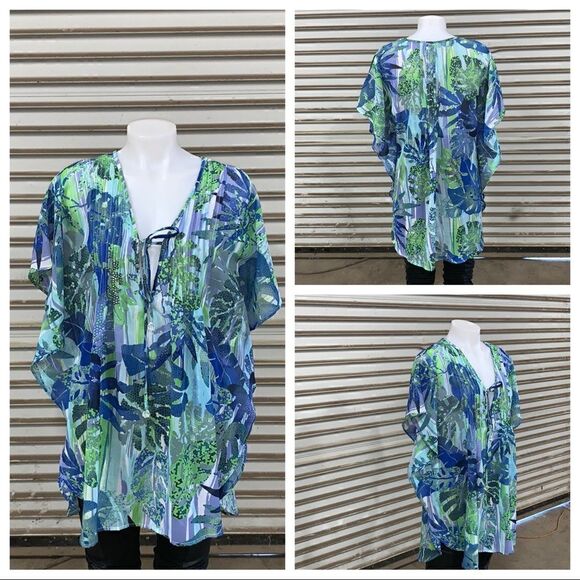 🛍️Beautiful Spiaggia dolce swimsuit cover up - Picture 1 of 7